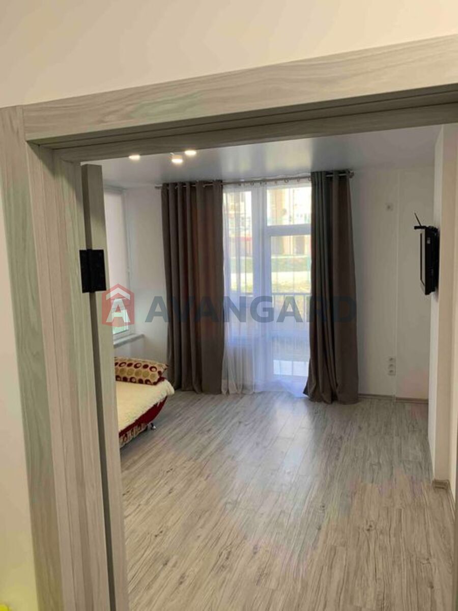 1 ��. ��������, 43/-/14 ��. �., 3/9 ������ ���� 17