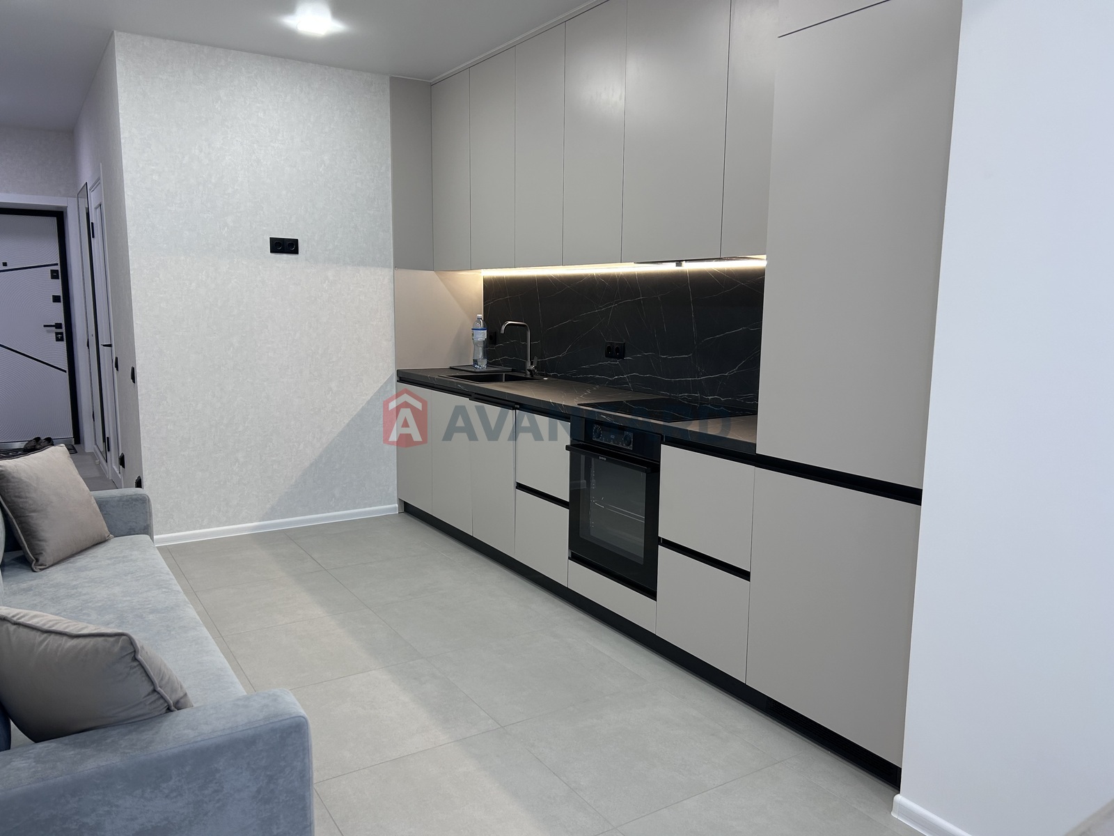 1 ��. ��������, 48,3/16,0/22,8 ��. �., 12/17 ������ ���� 18