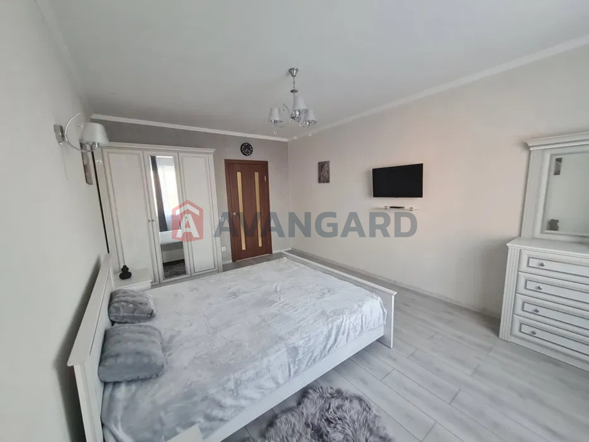 1 ��. ��������, 45/-/10 ��. �., 19/25 ������ ���� 13