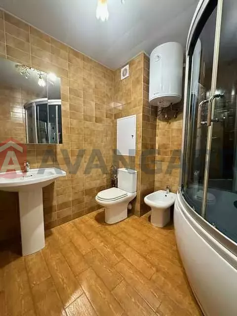 3 ��. ��������, 85/-/12 ��. �., 15/16 ������ ���� 9