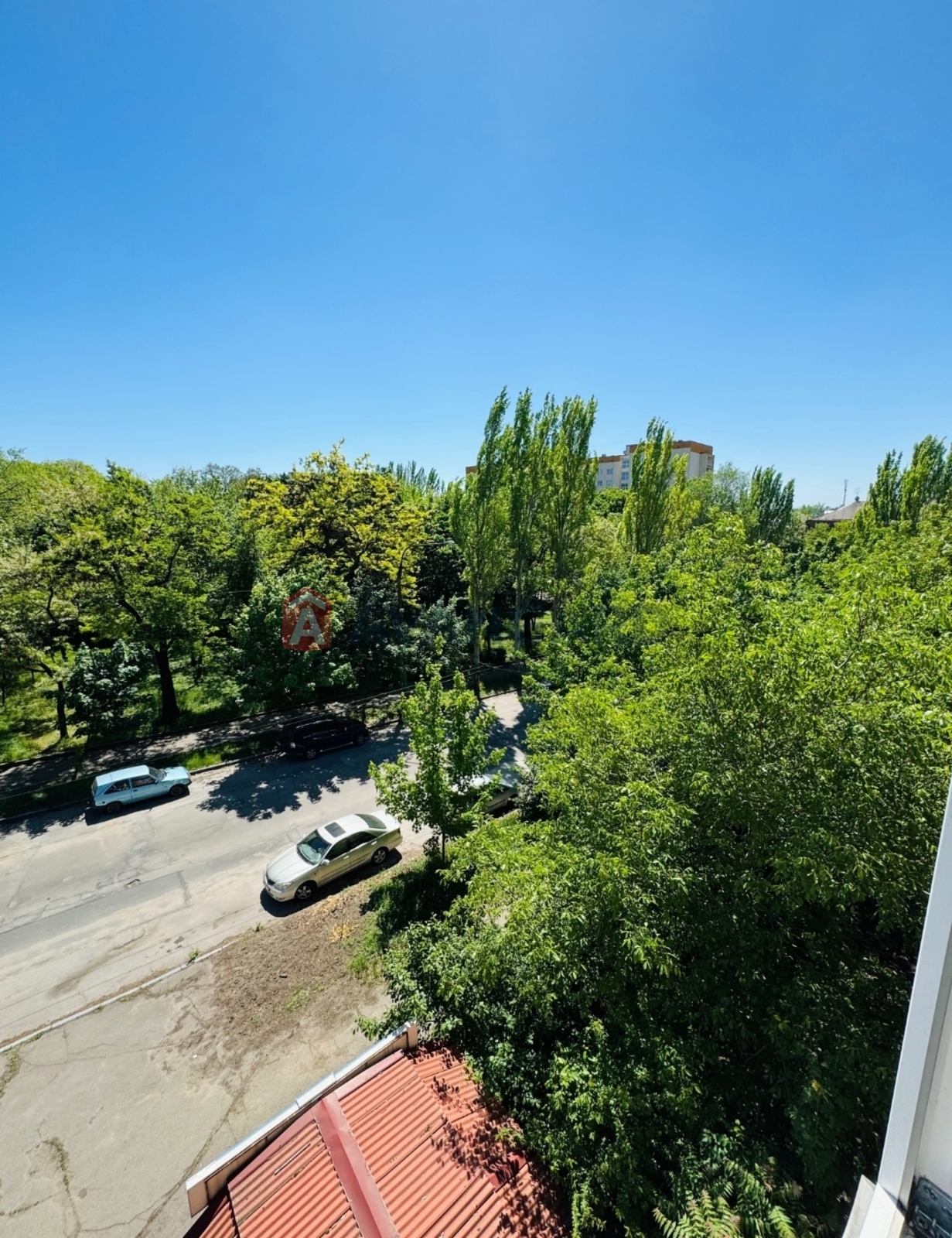 1 ��. ��������, 32.07/16.48/5.83 ��. �., 4/5 ������ ���� 9