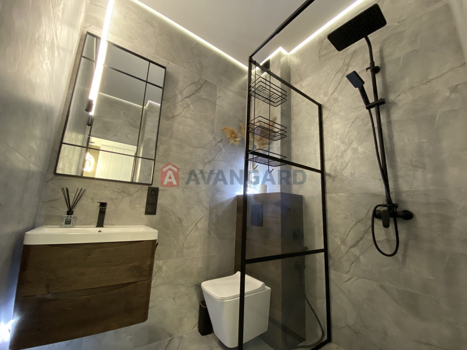 1 ����. ��������, 29.6/26.2/3.4 ��. �., 7/8 ���� ���� 25