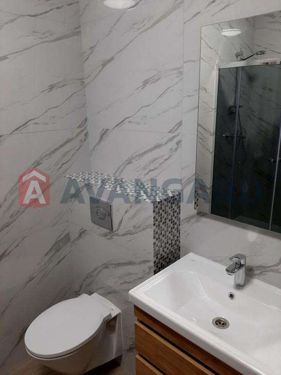 1 ��. ��������, 33/20/8 ��. �., 21/26 ������ ���� 5