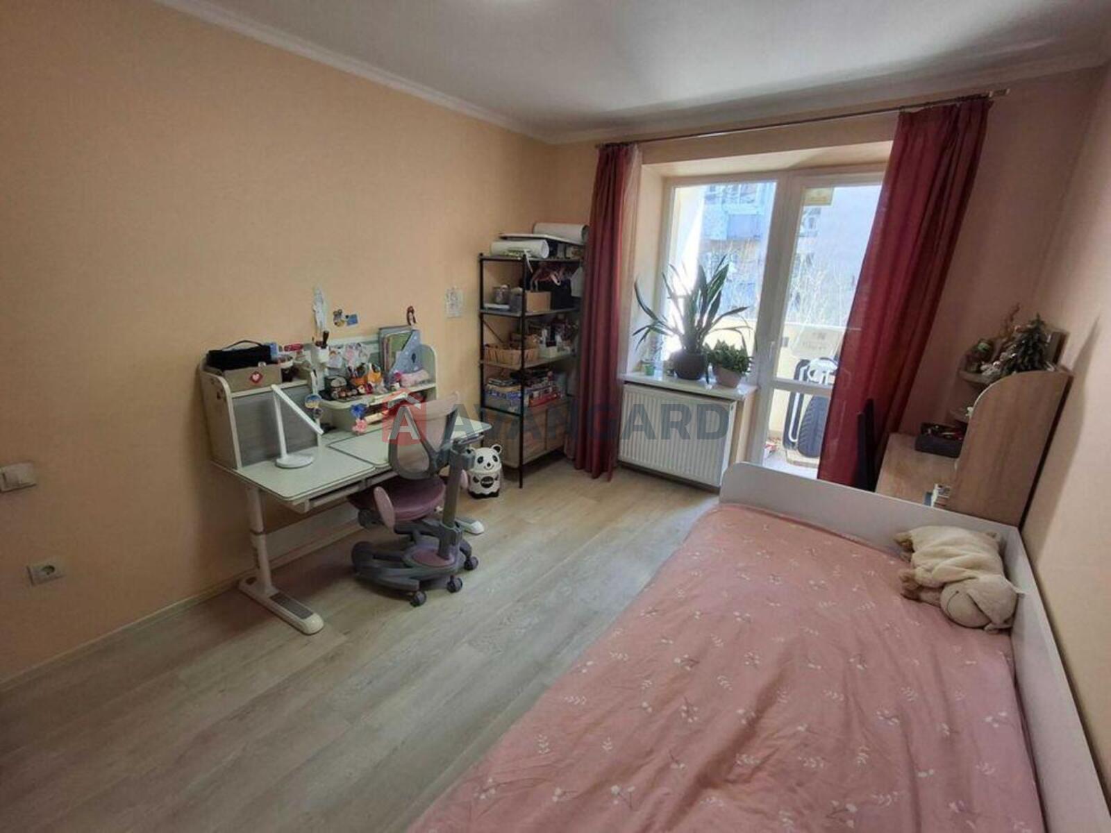 2 ����. ��������, 57/-/9 ��. �., 3/5 ���� ���� 5