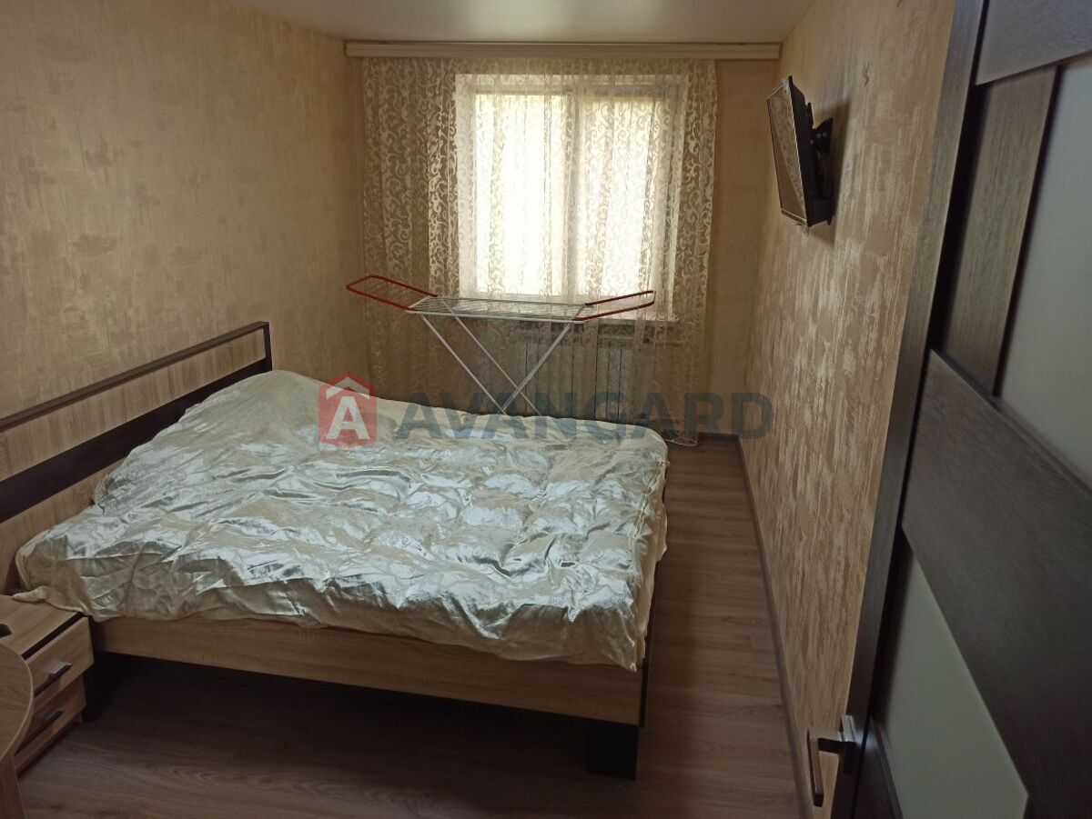 2 ��. ��������, 43/-/25 ��. �., 3/5 ������ ���� 11