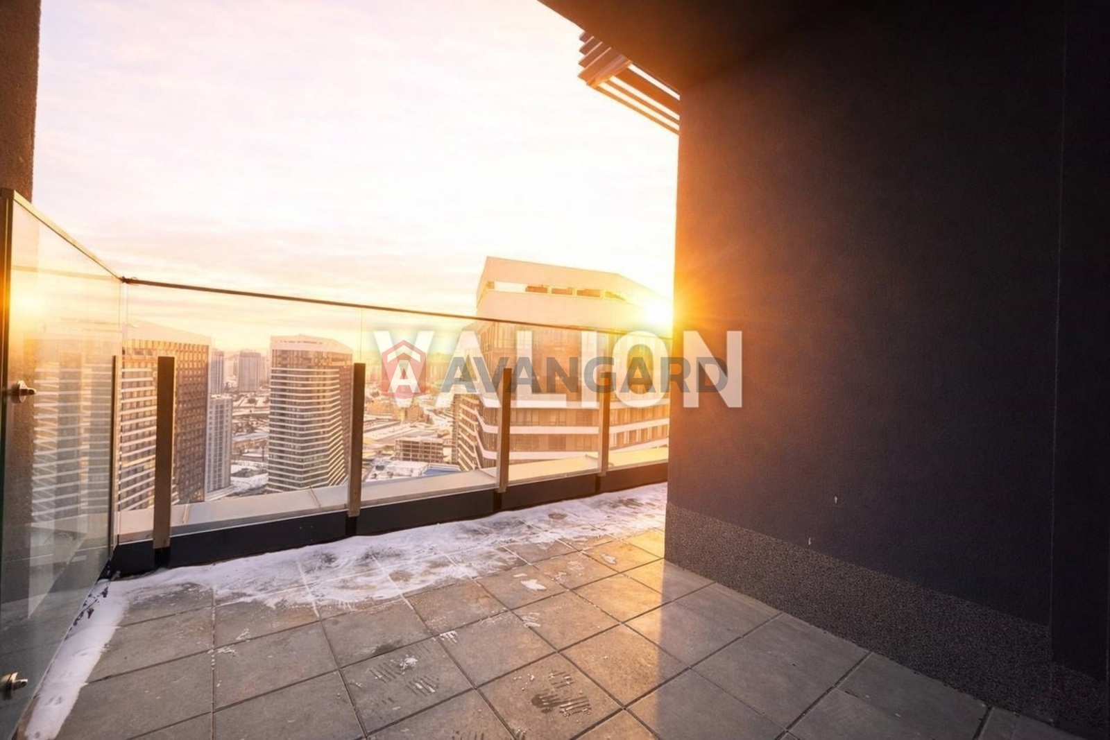 4 ��. ��������, 164/63/32 ��. �., 25/26 ������ ���� 10