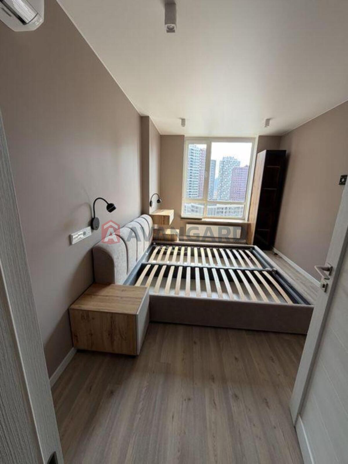 2 ��. ��������, 76/-/26 ��. �., 11/18 ������ ���� 7