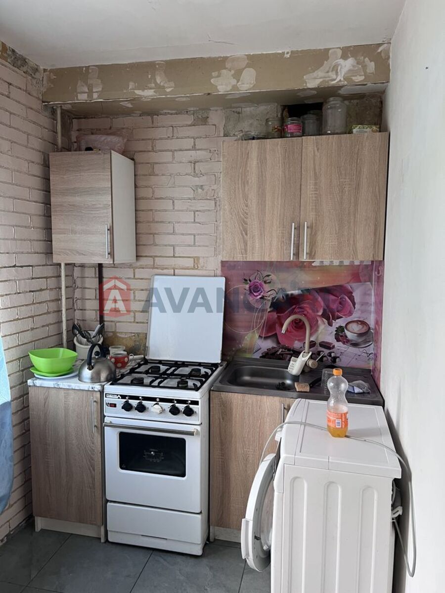 2 ��. ��������, 46/-/7 ��. �., 4/5 ������ ���� 8