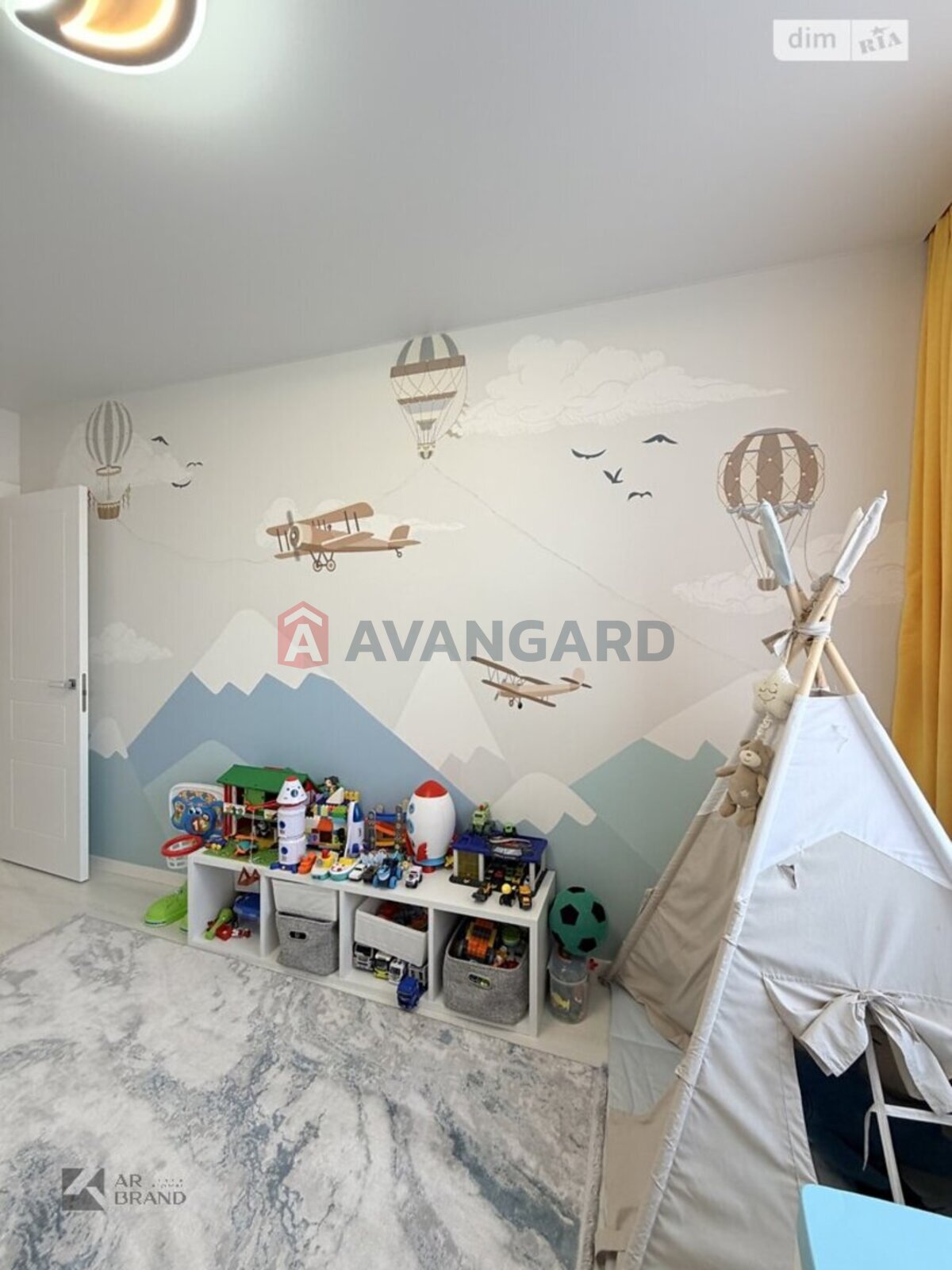 2 ��. ��������, 73/43/12 ��. �., 15/16 ������ ���� 19