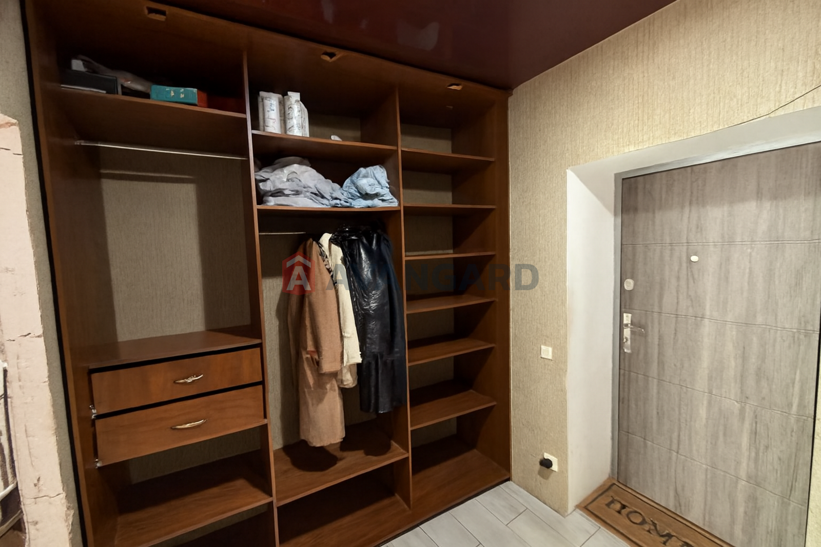 1 ��. ��������, 43/17/11 ��. �., 4/12 ������ ���� 11