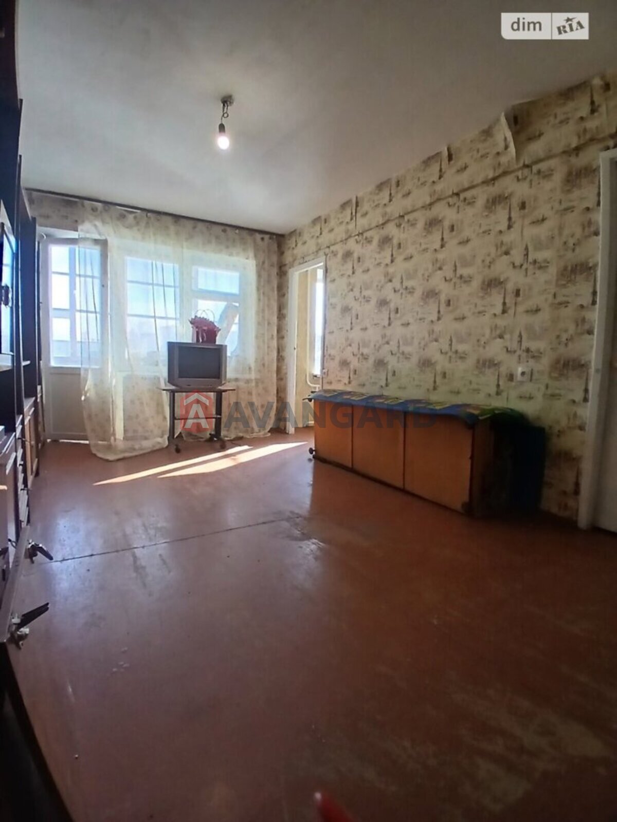 2 ��. ��������, 45/-/- ��. �., 4/5 ������ ���� 5