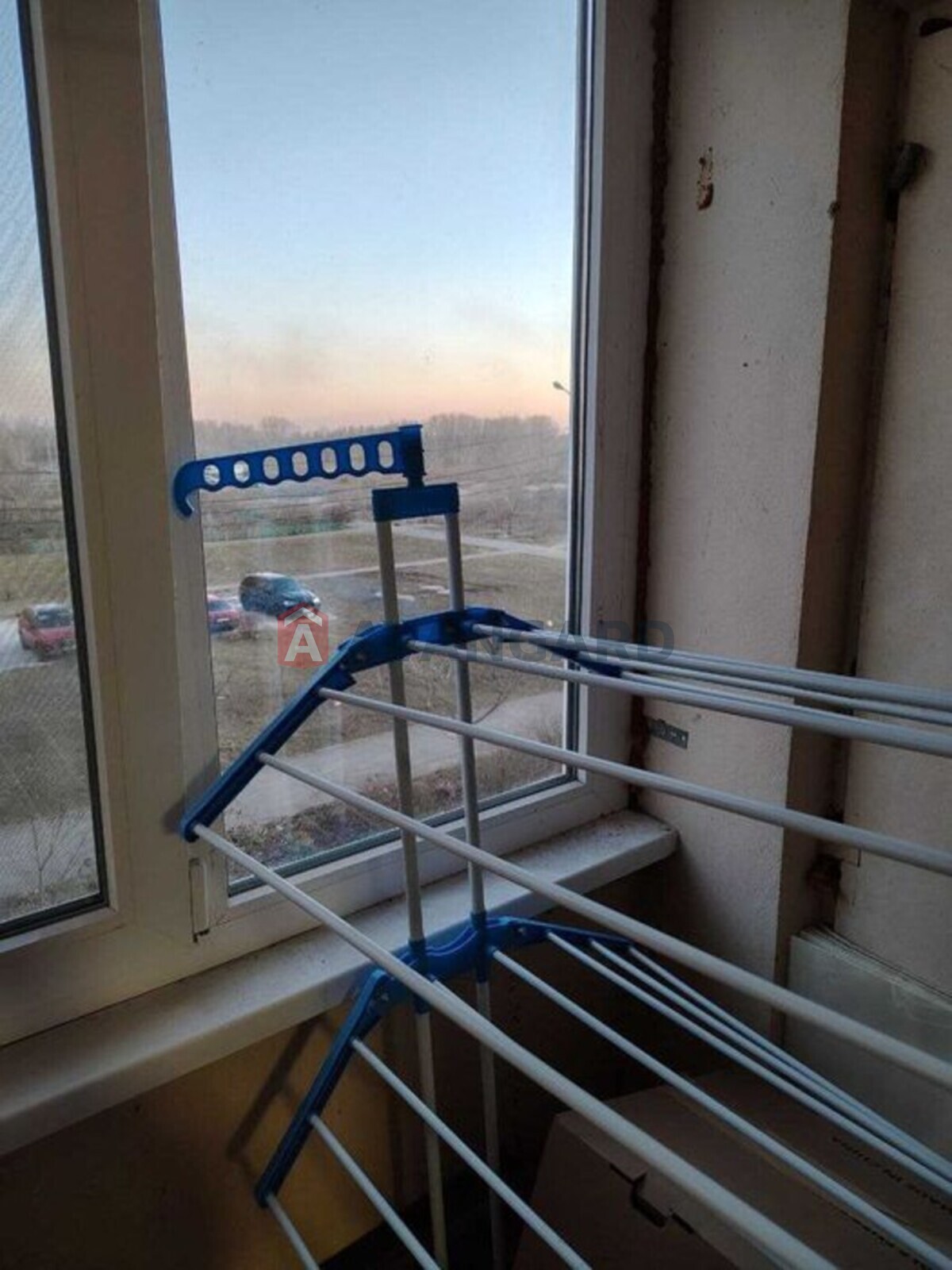 3 ��. ��������, 70/-/10 ��. �., 3/9 ������ ���� 15