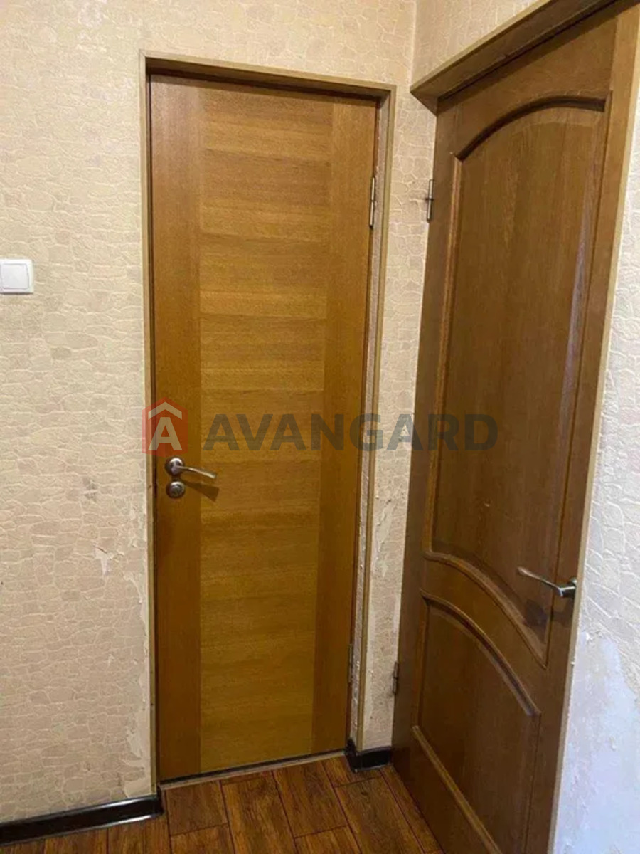 3 ��. ��������, 64/-/8 ��. �., 5/5 ������ ���� 5