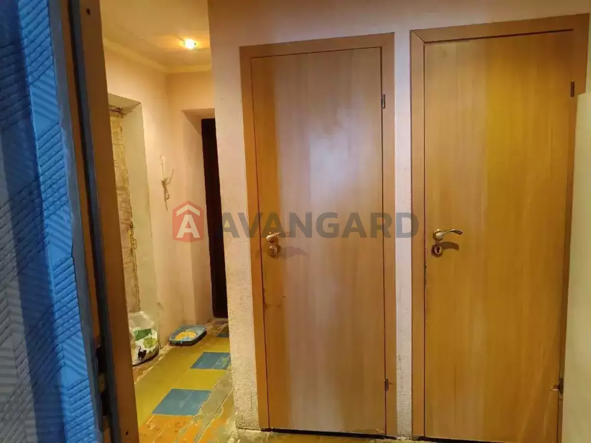 2 ��. ��������, 46/28/6 ��. �., 9/9 ������ ���� 3