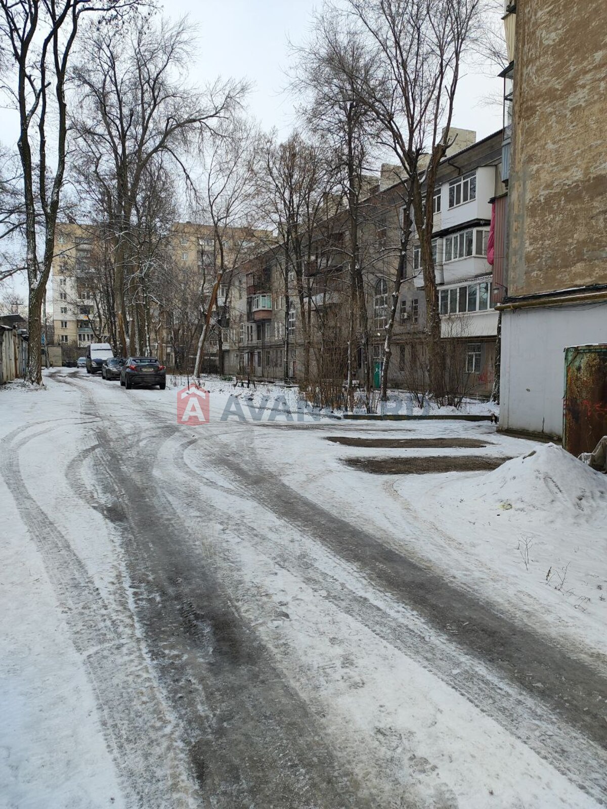 4 ��. ��������, 92/60/7,6 ��. �., 3/4 ������ ���� 3