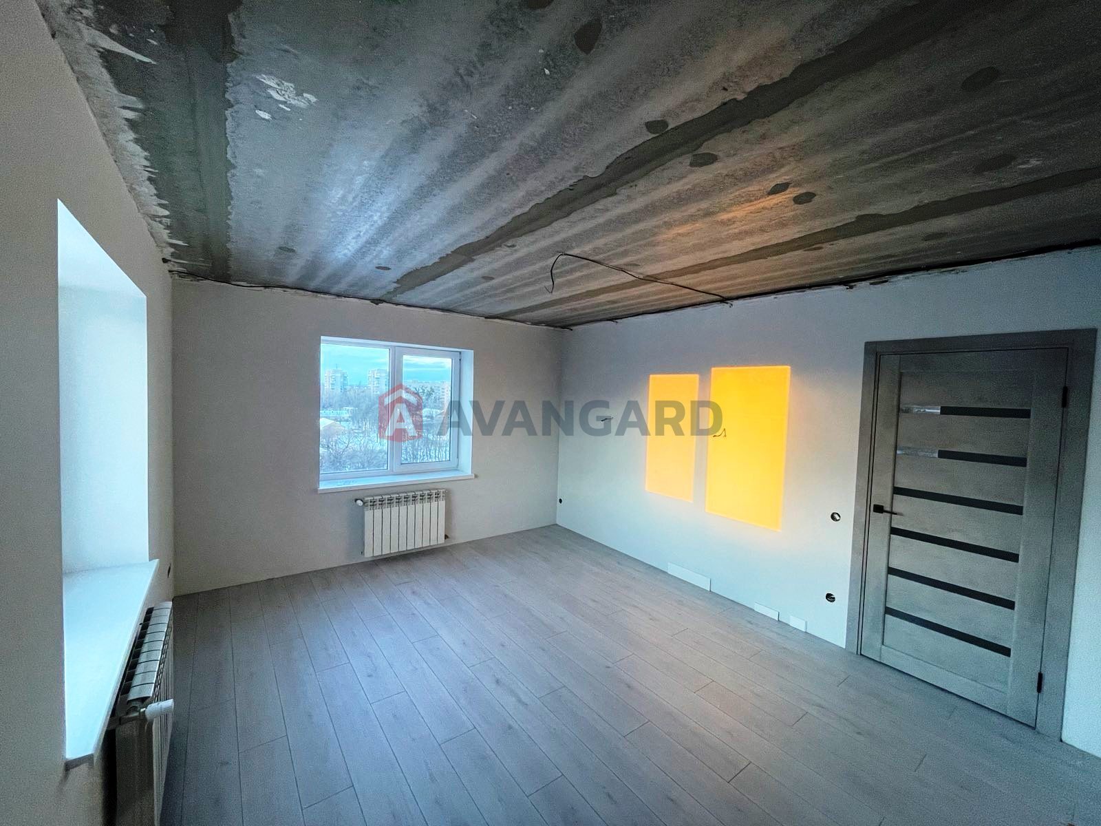 2 ����. ��������, 67/-/13 ��. �., 8/10 ���� ���� 8