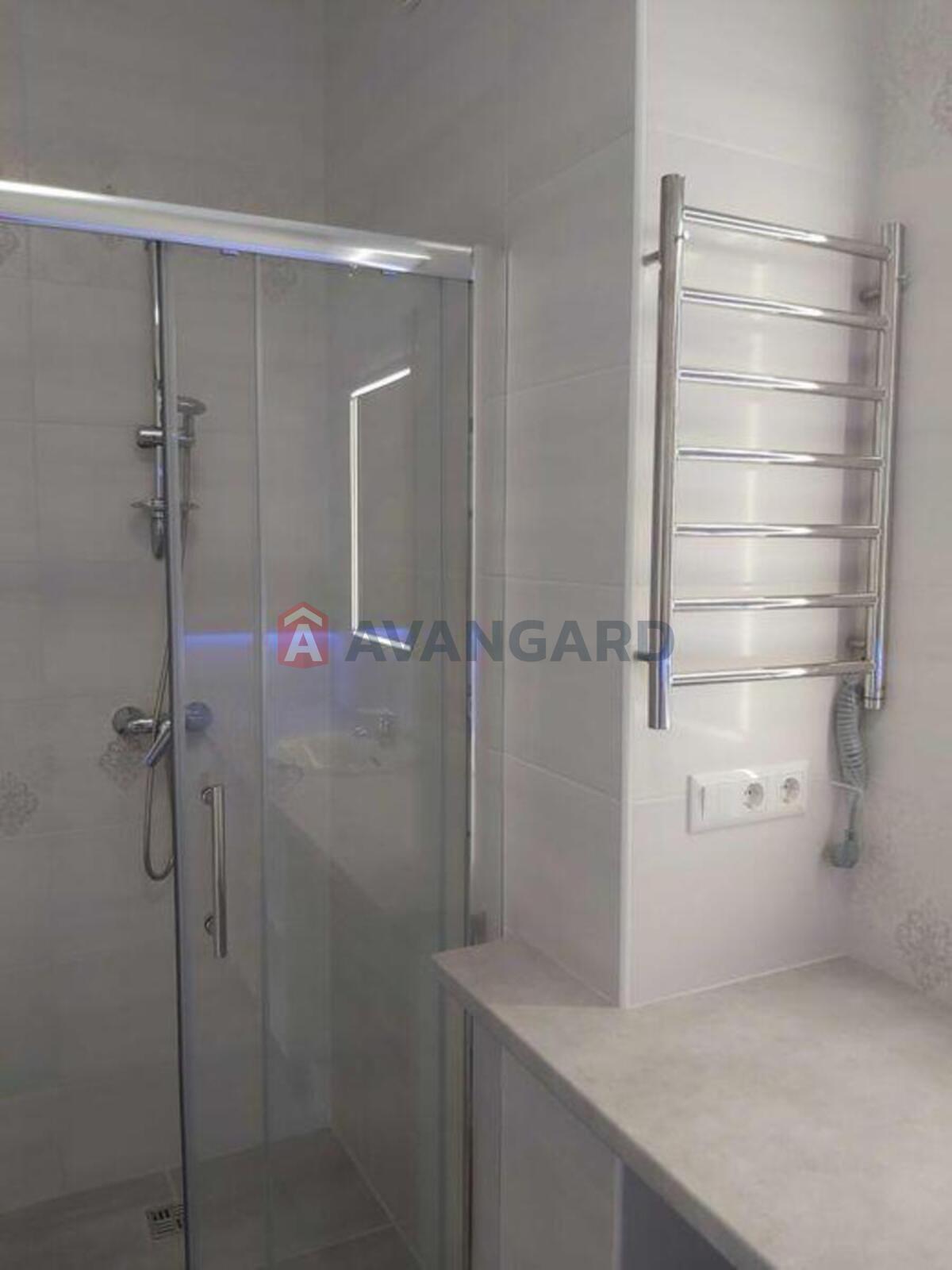 2 ��. ��������, 80/-/30 ��. �., 11/26 ������ ���� 23