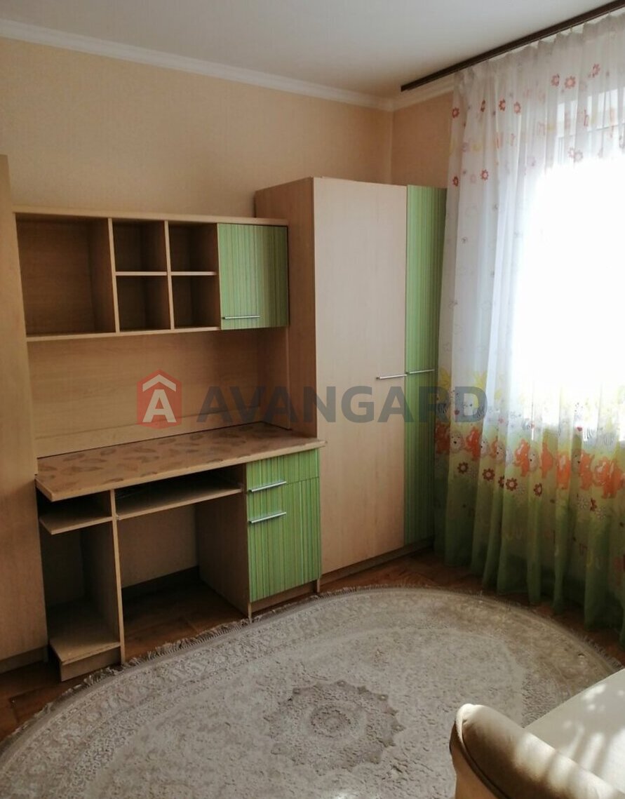 3 ��. ��������, 61/60/8 ��. �., 1/9 ������ ���� 4