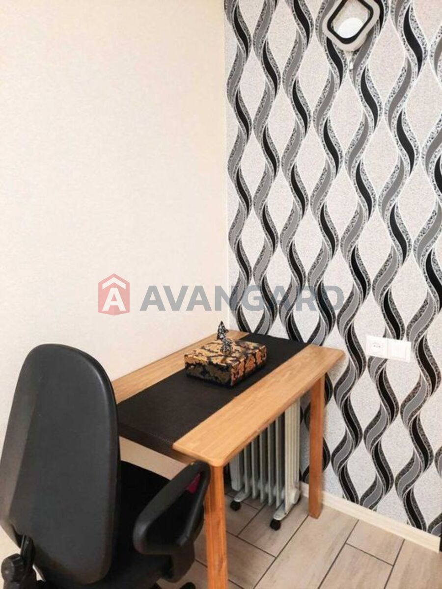 2 ��. ��������, 42/-/6 ��. �., 3/5 ������ ���� 11