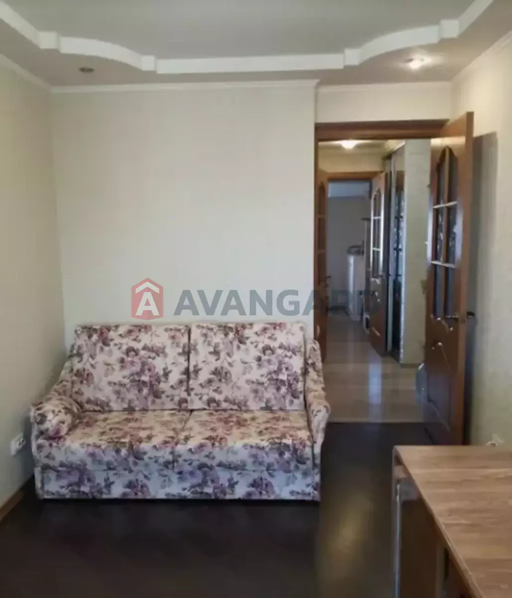 3 ��. ��������, 65/40/10 ��. �., 10/10 ������ ���� 13