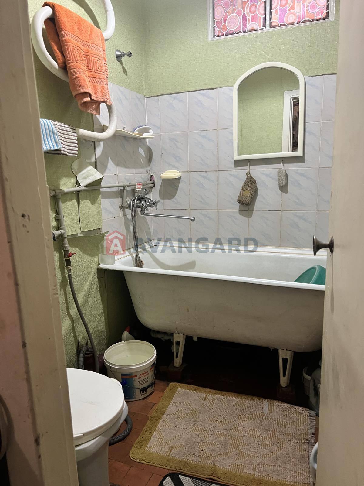 1 ��. ��������, 32/-/7 ��. �., 4/4 ������ ���� 2