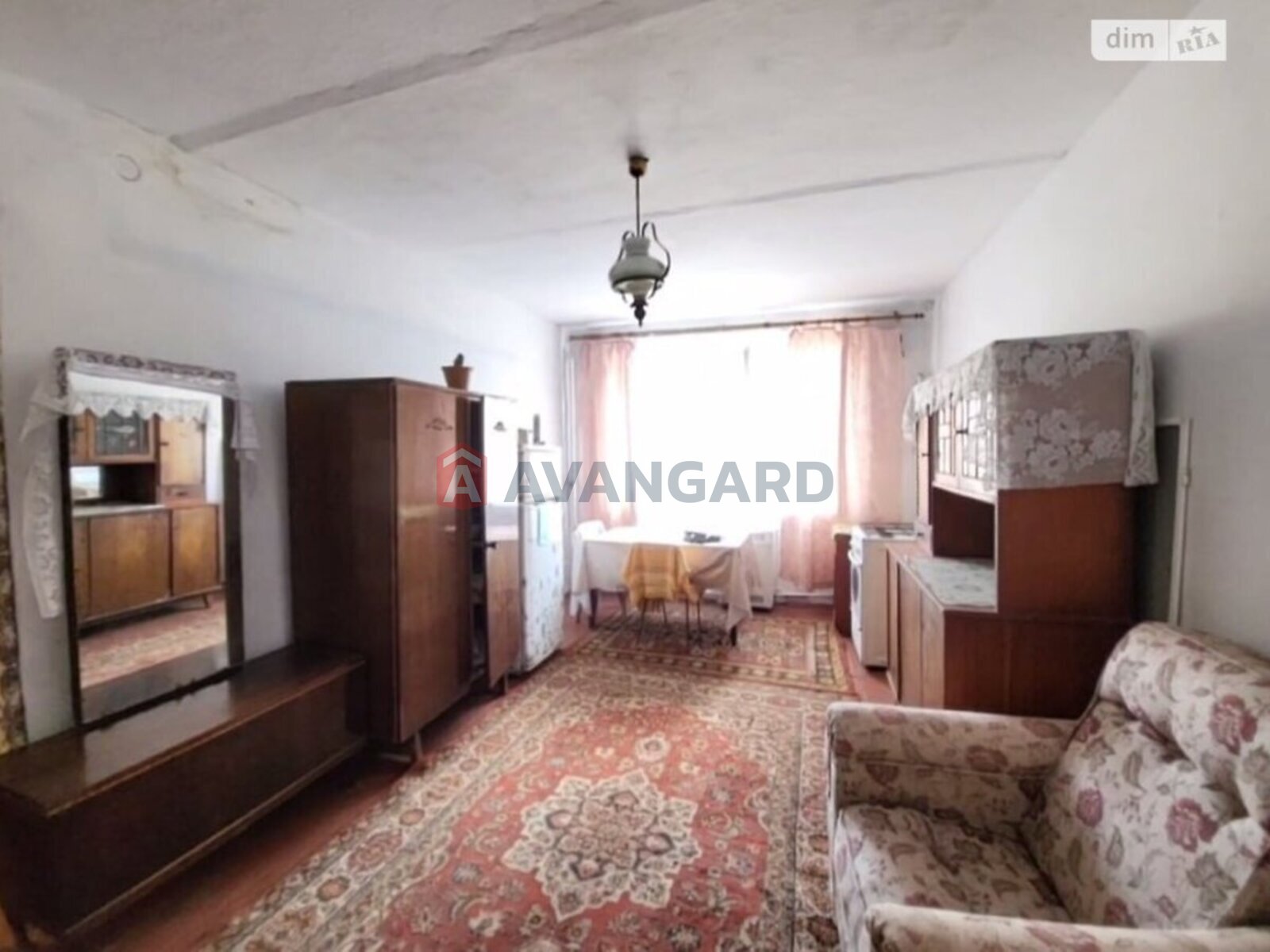 2 ��. ��������, 47/-/18 ��. �., 1/2 ������ ���� 5