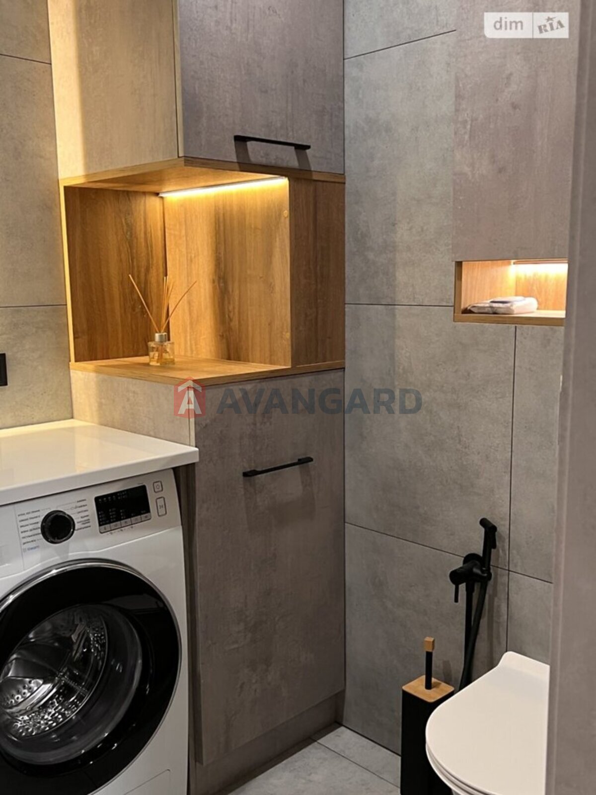 3 ��. ��������, 78/-/10 ��. �., 5/10 ������ ���� 16