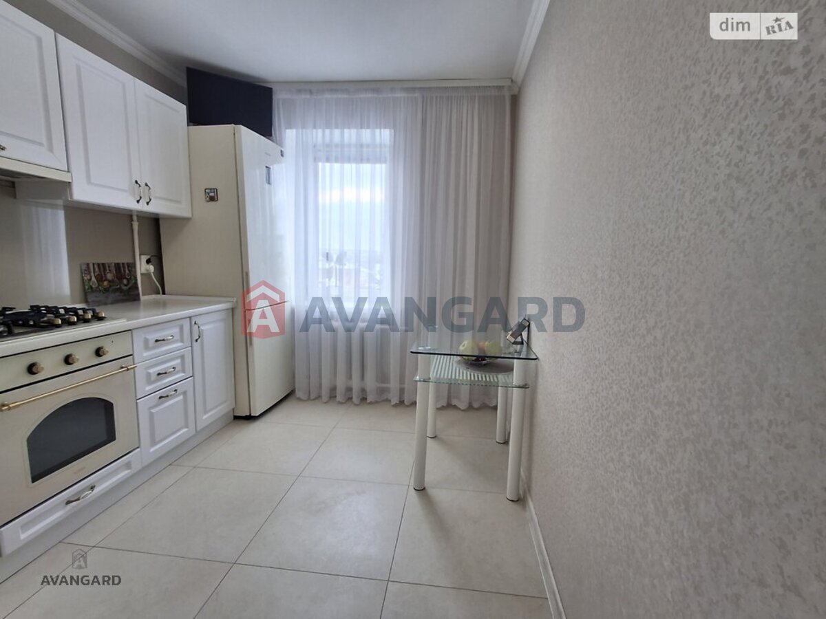 2 ����. ��������, 50/30/8 ��. �., 4/9 ���� ���� 2