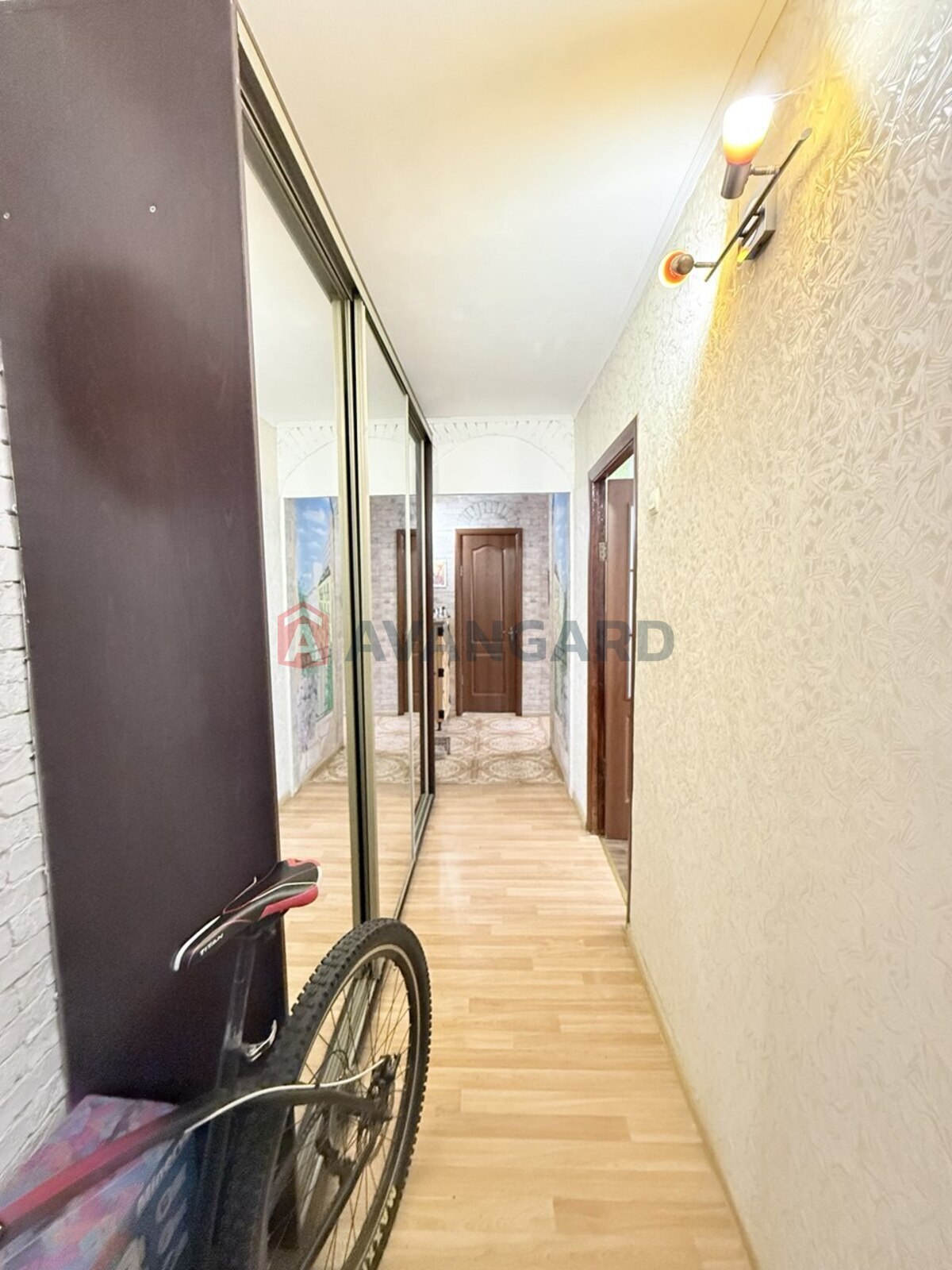 2 ����. ��������, 51/-/8 ��. �., 2/9 ���� ���� 6