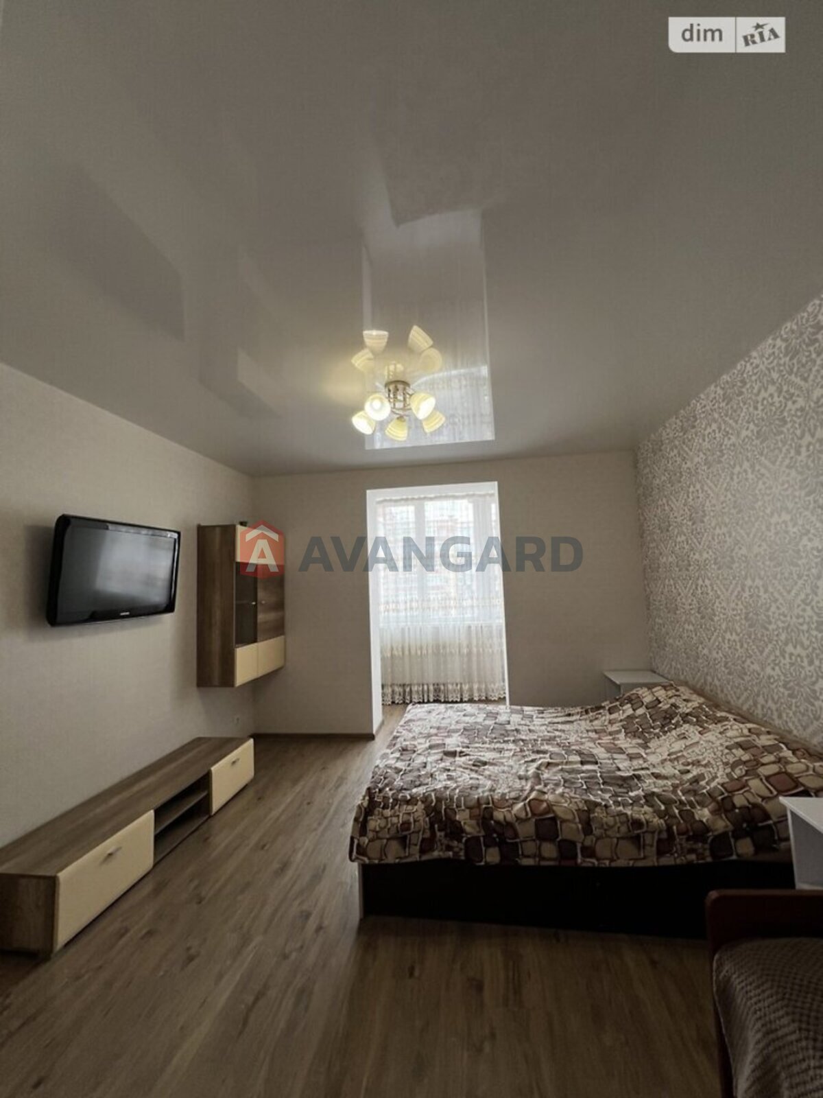 1 ����. ��������, 44/20.8/8.6 ��. �., 9/12 ���� ���� 13