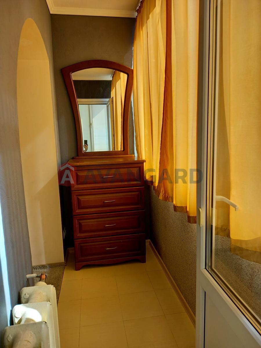 3 ��. ��������, 63,3/ 36.4 / 7.7 ��. �., 9/10 ������ ���� 10