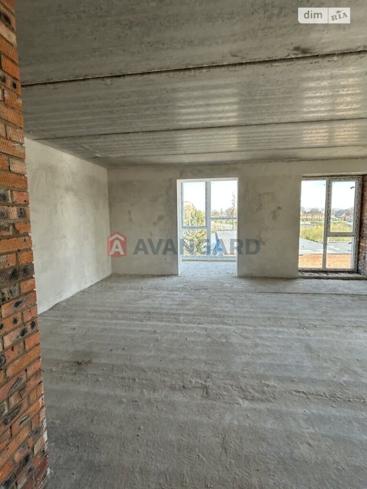 3 ��. ��������, 78/-/- ��. �., 6/10 ������ ���� 6