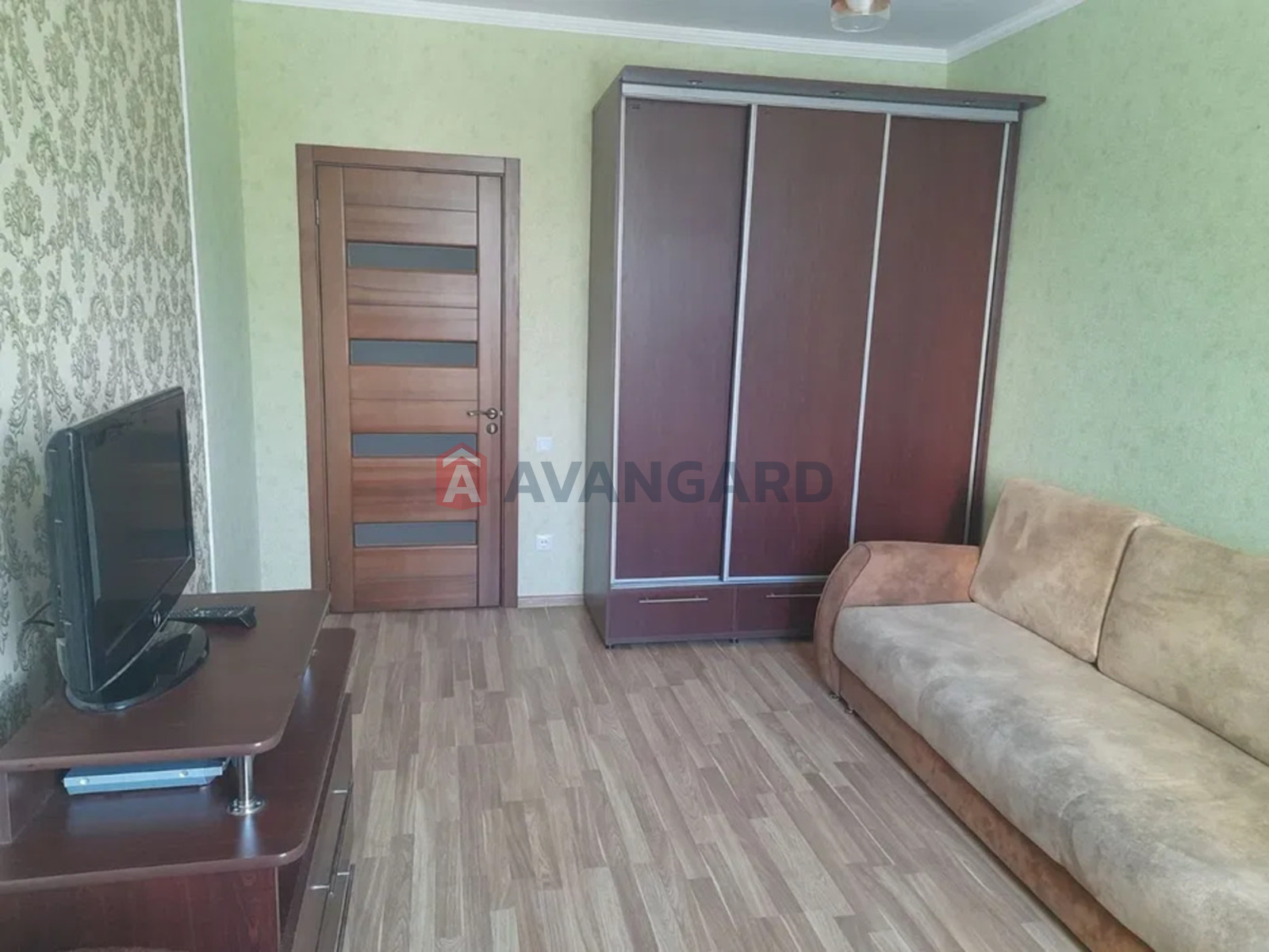 2 ��. ��������, 53/28/11 ��. �., 3/24 ������ ���� 11