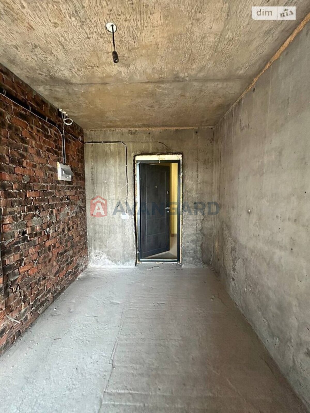 2 ��. ��������, 69/31/17 ��. �., 8/10 ������ ���� 15