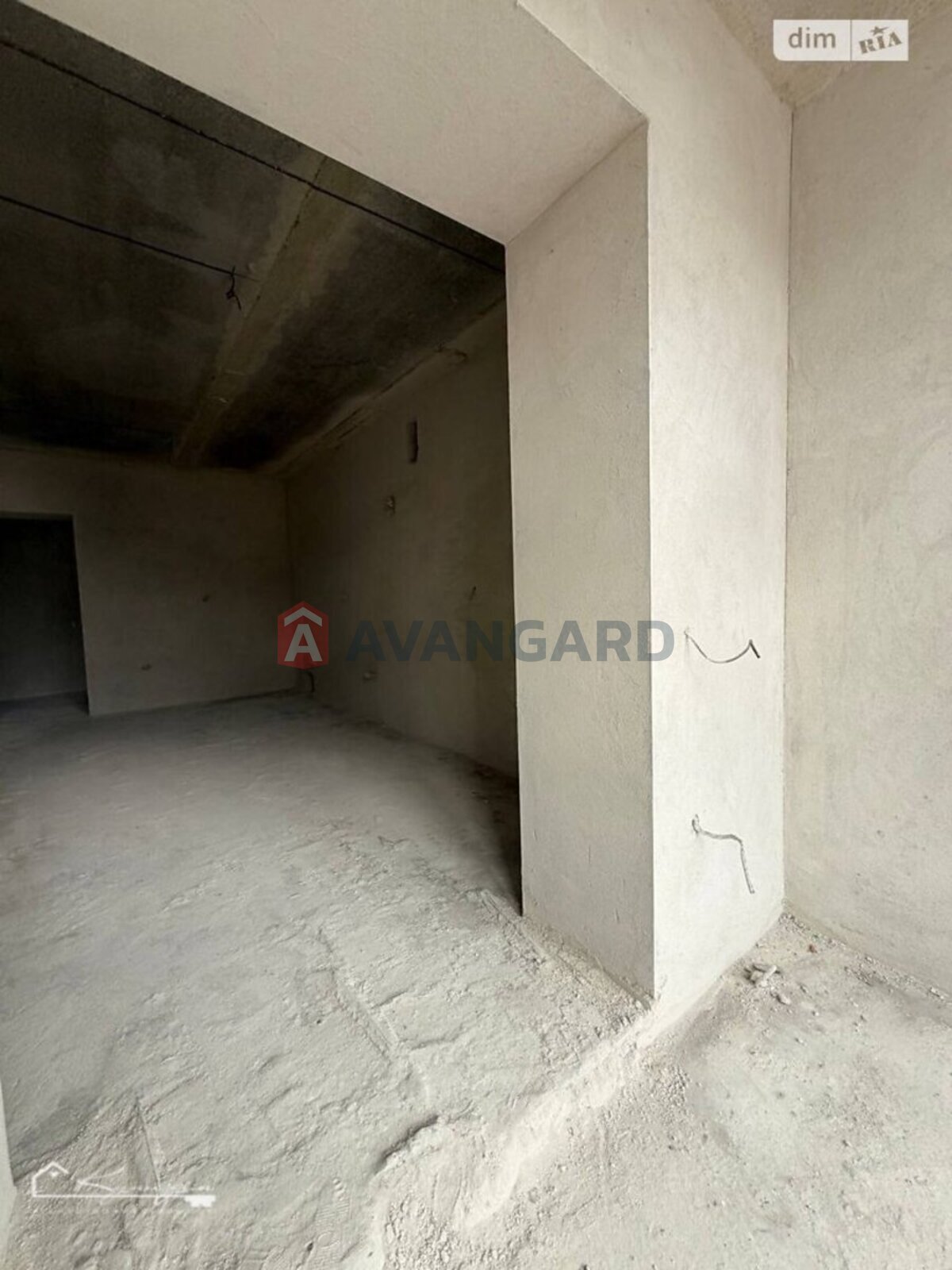 1 ��. ��������, 54/-/- ��. �., 9/10 ������ ���� 3