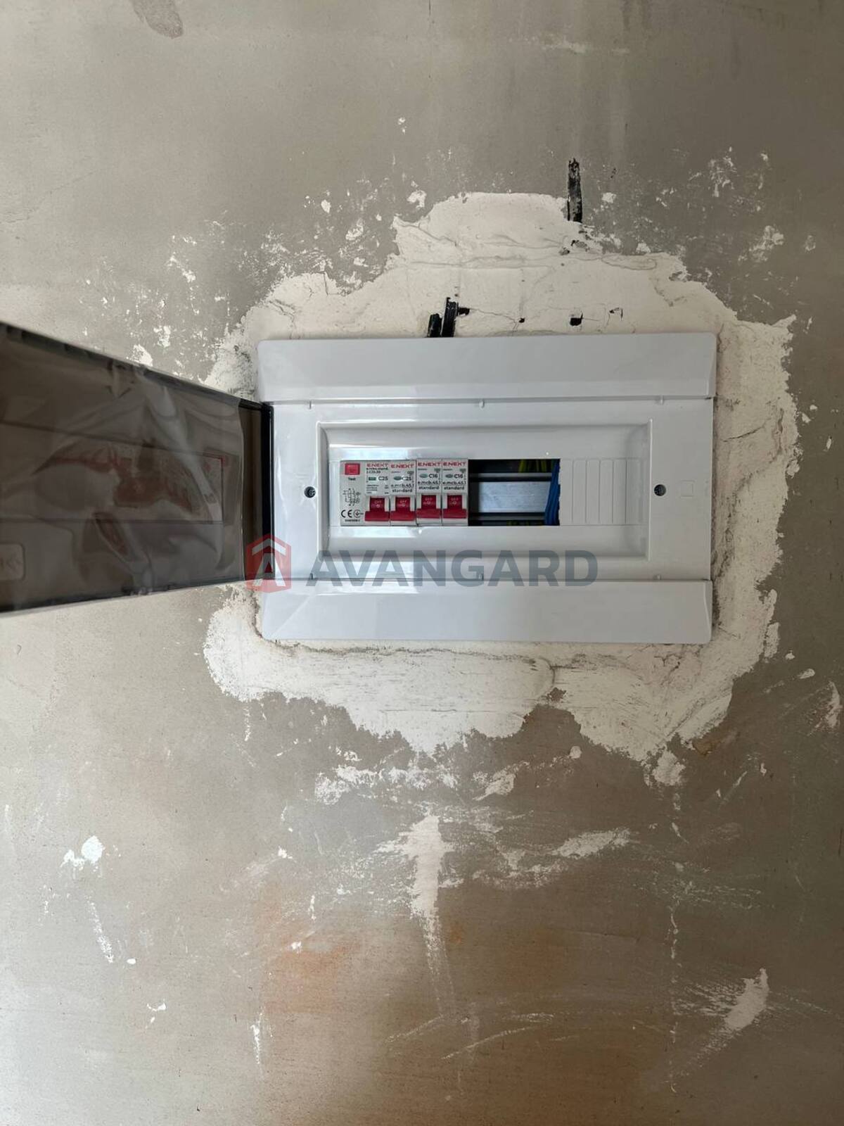 2 ����. ��������, 62.15/33.20/13 ��. �., 3/9 ���� ���� 13