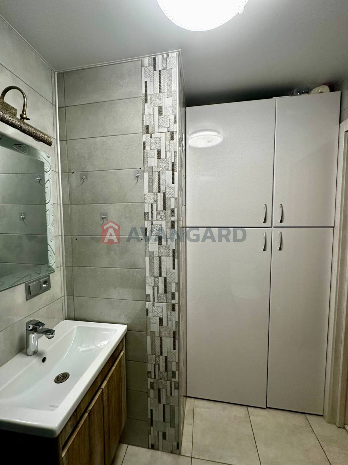 2 ��. ��������, 44/-/7 ��. �., 1/5 ������ ���� 17