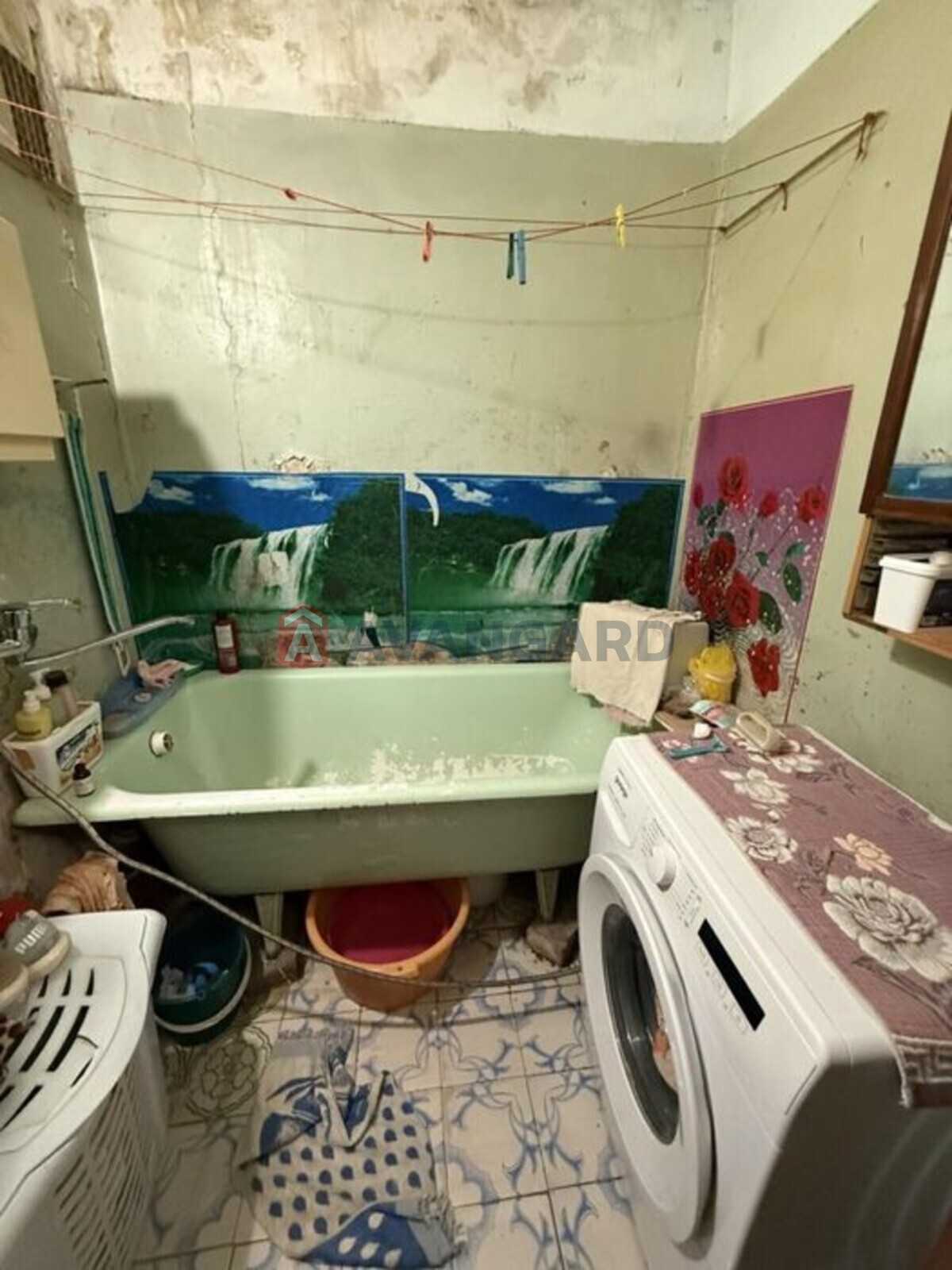 3 ��. ��������, 68/-/14 ��. �., 1/9 ������ ���� 12