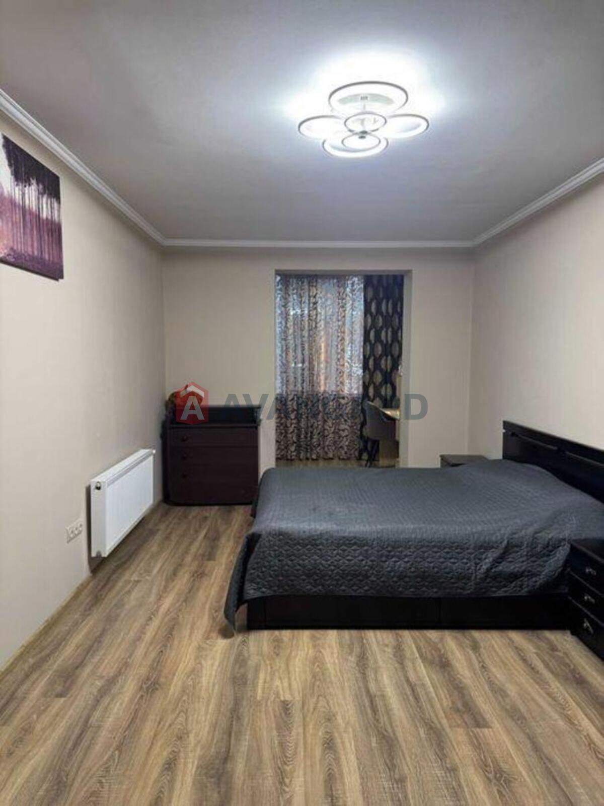 3 ����. ��������, 103/-/41 ��. �., 4/12 ���� ���� 7
