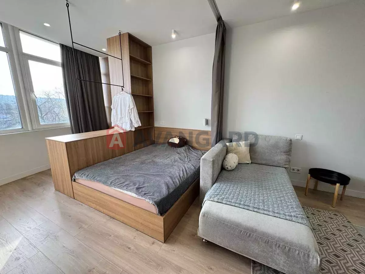 1 . , 37/-/17 . ., 5/21   9