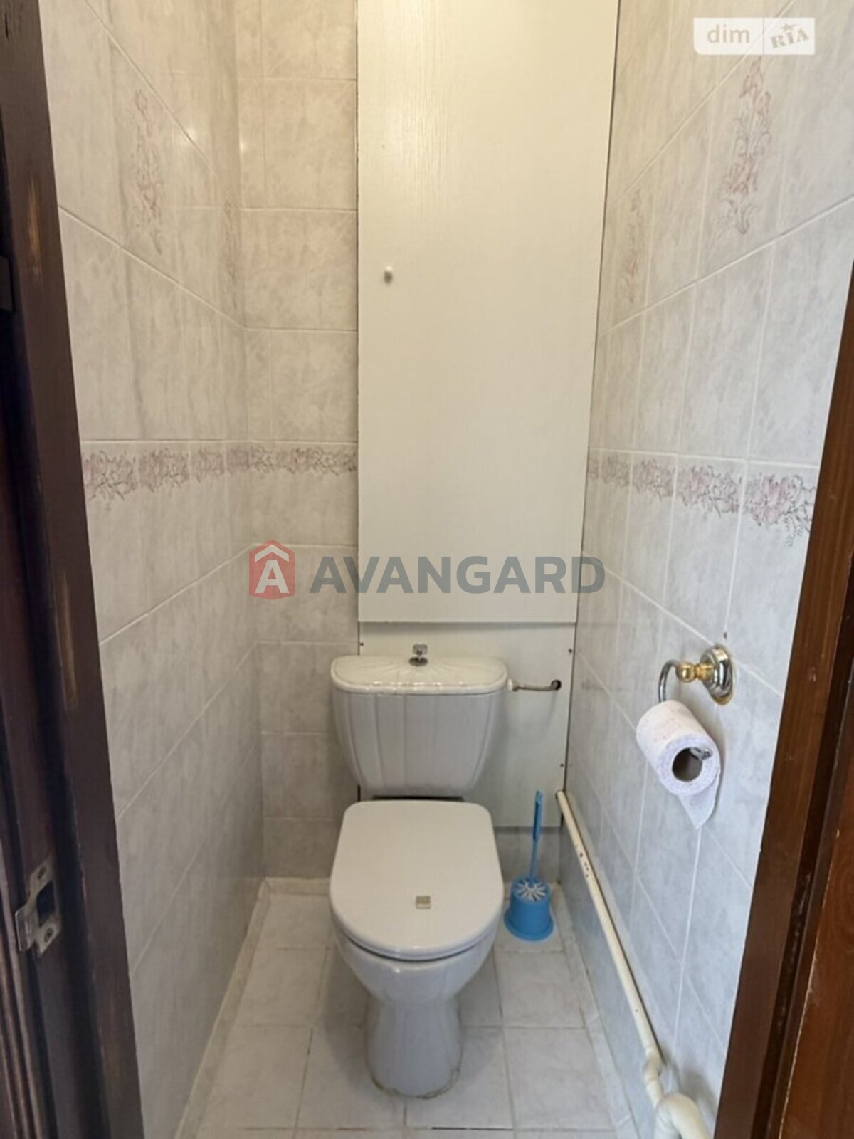 3 ��. ��������, 75/-/8 ��. �., 6/10 ������ ���� 9