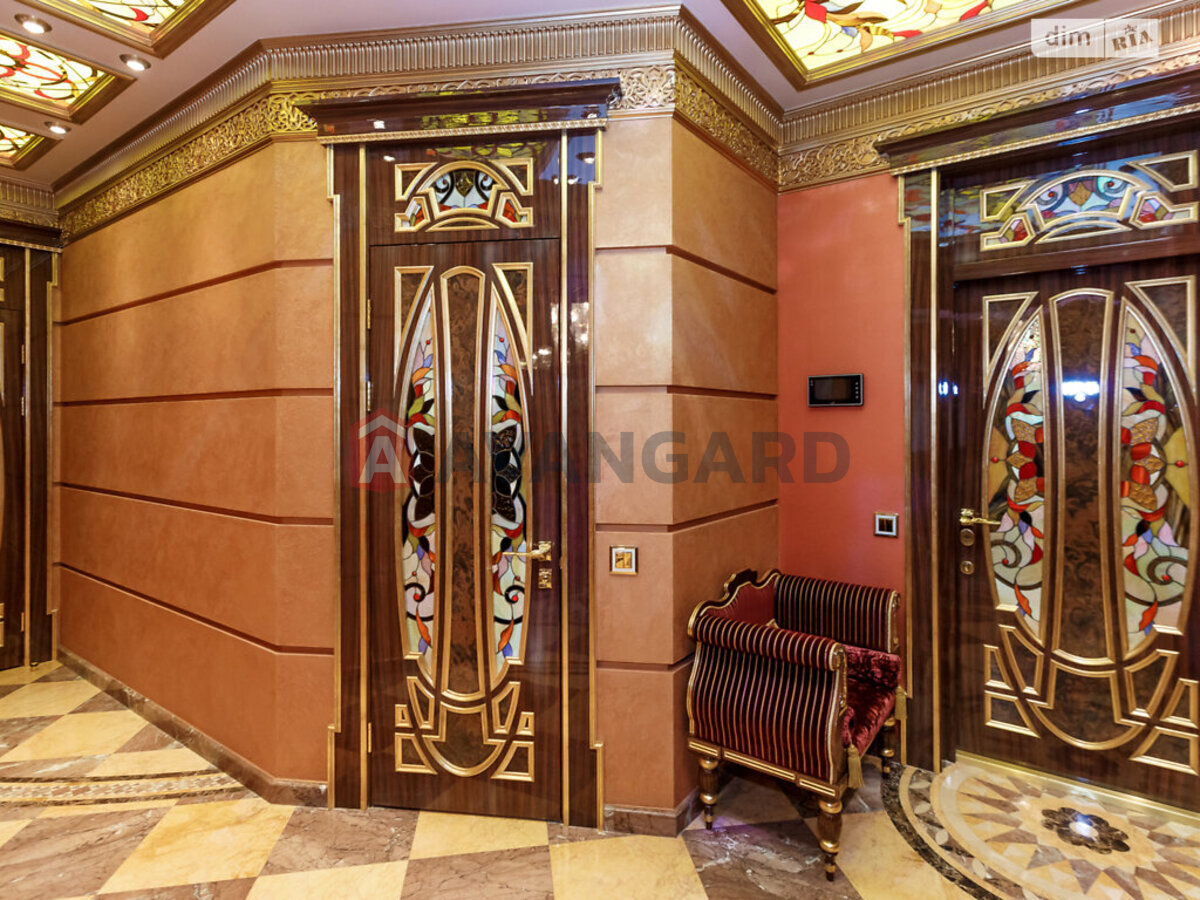 2 ��. ��������, 86/38/15 ��. �., 18/26 ������ ���� 20