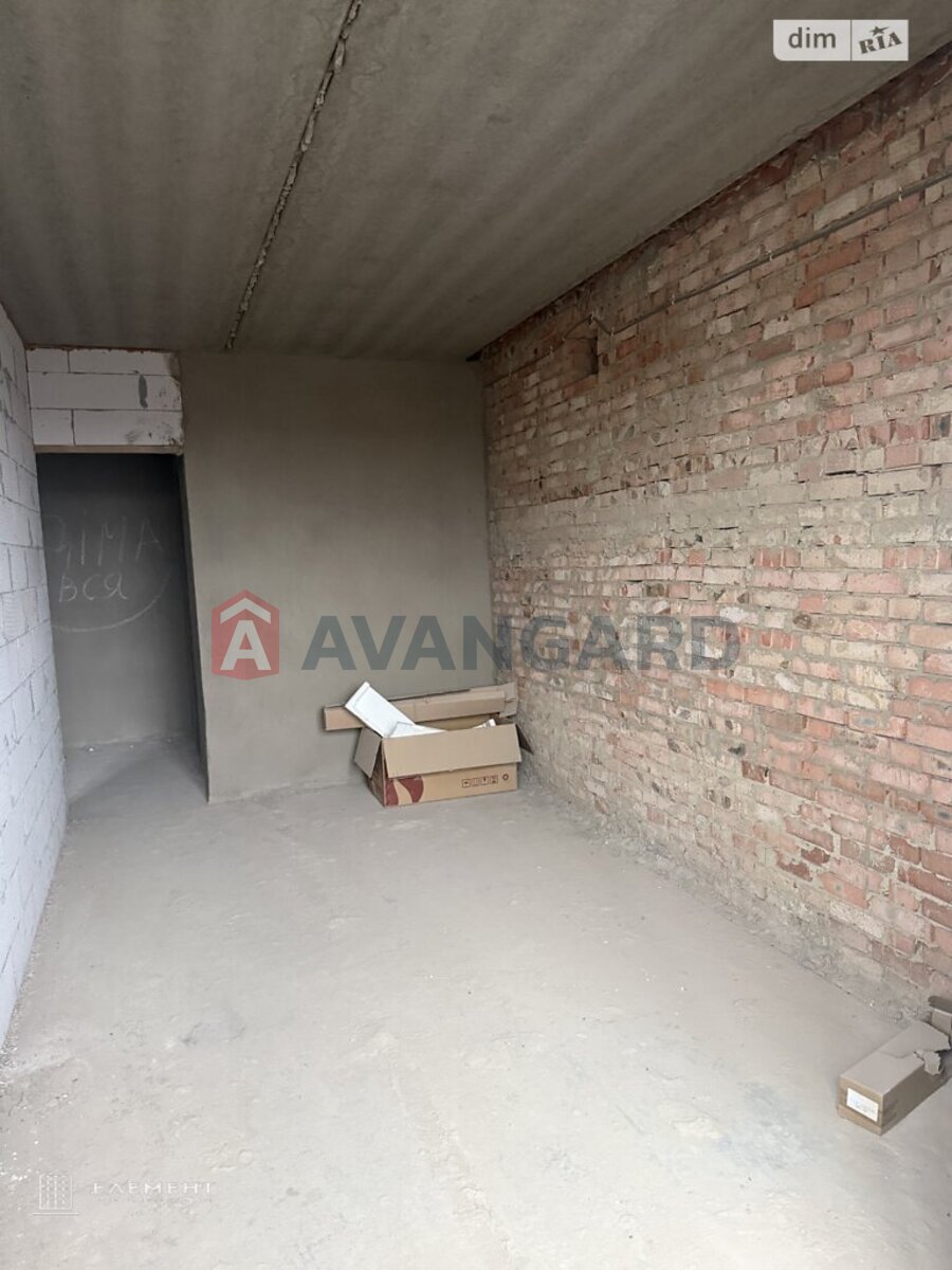 1 ��. ��������, 42/16/16 ��. �., 5/5 ������ ���� 8