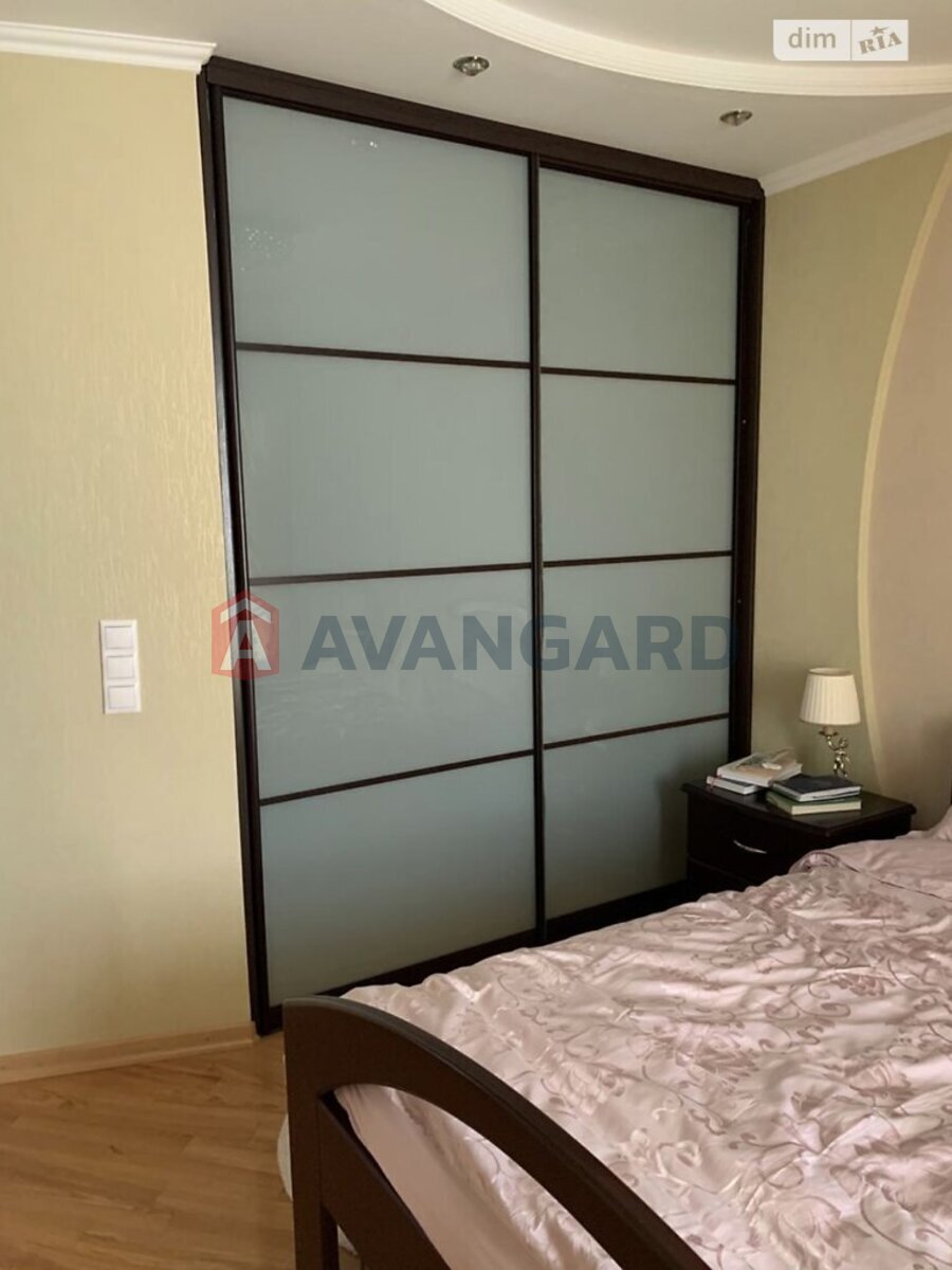 2 ��. ��������, 72/-/- ��. �., 3/9 ������ ���� 15