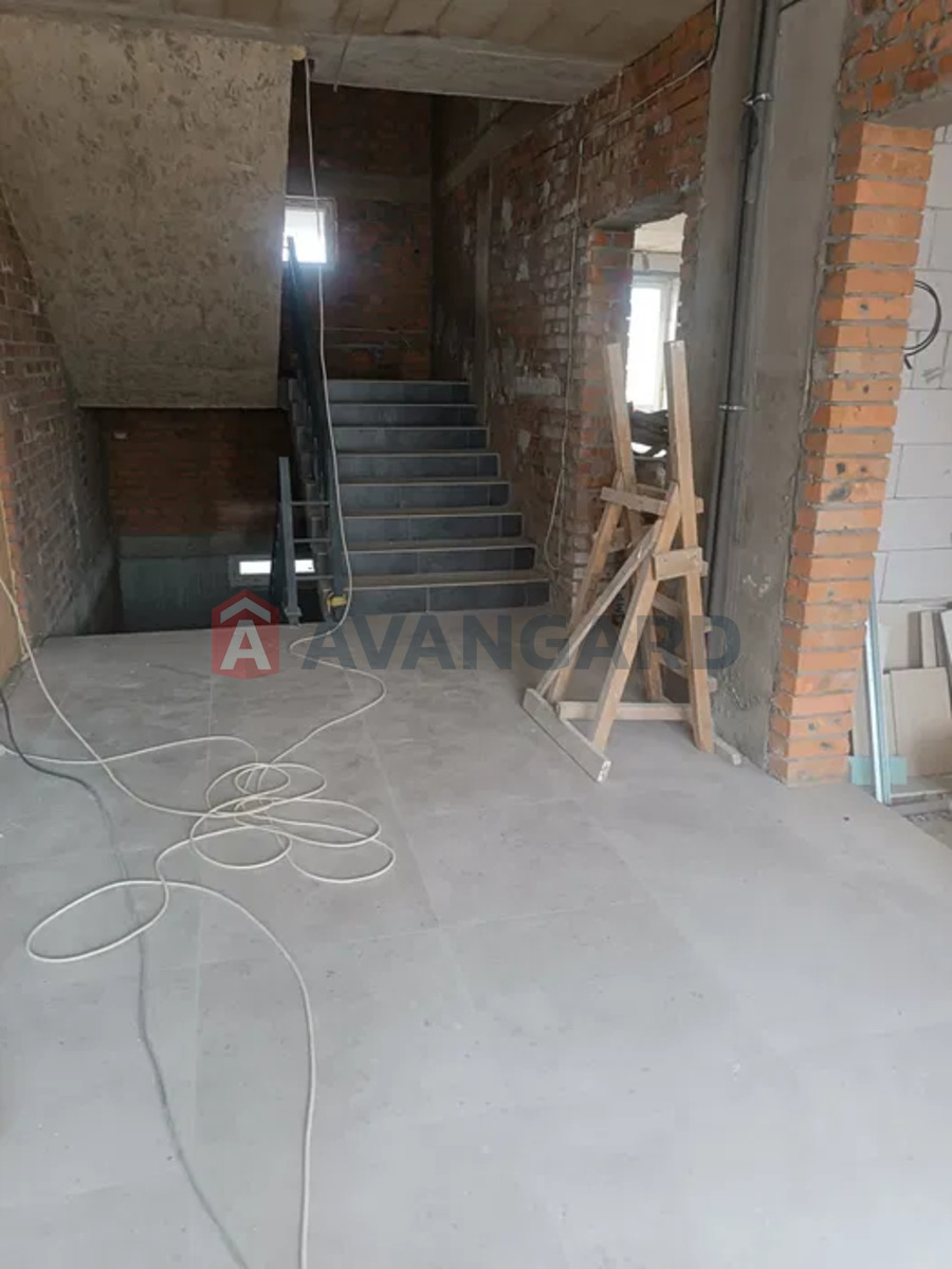 1 ��. ��������, 41/-/25 ��. �., 1/3 ������ ���� 4