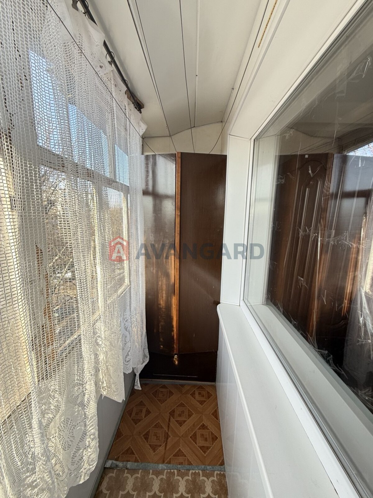 2 ��. ��������, 42/-/6 ��. �., 5/5 ������ ���� 20