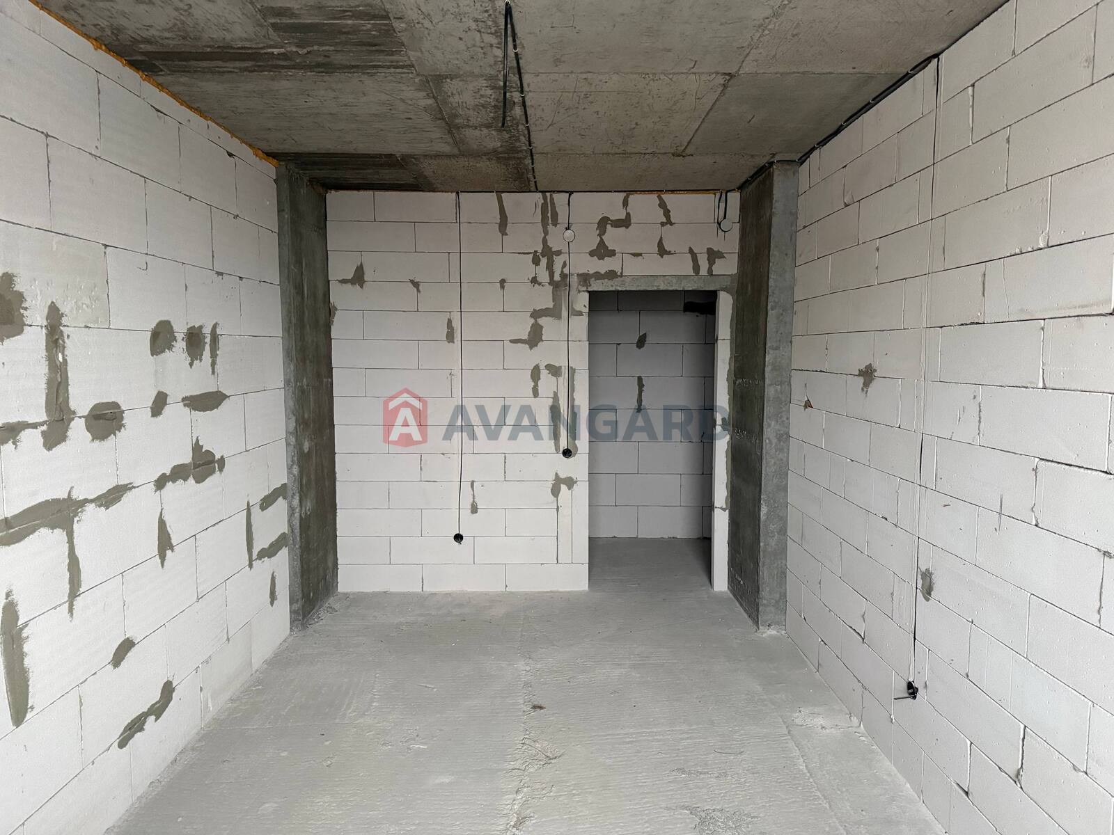 2 ����. ��������, 68/55/13 ��. �., 9/16 ���� ���� 20