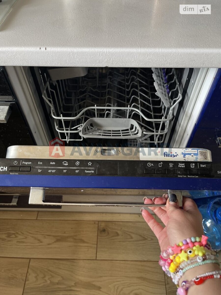 3 ��. ��������, 65/40/7 ��. �., 4/9 ������ ���� 5