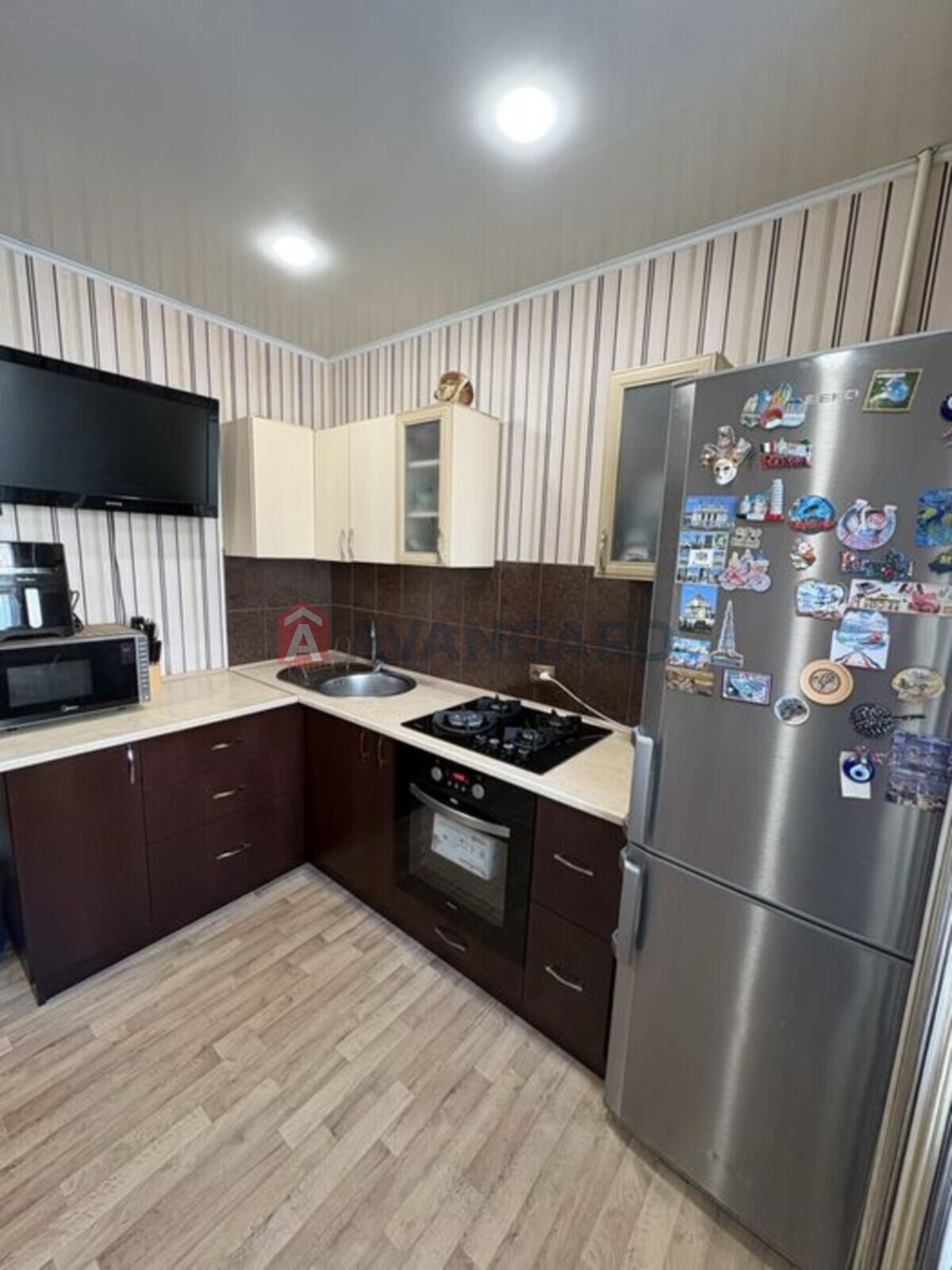 2 ��. ��������, 56/-/9 ��. �., 4/10 ������ ���� 1