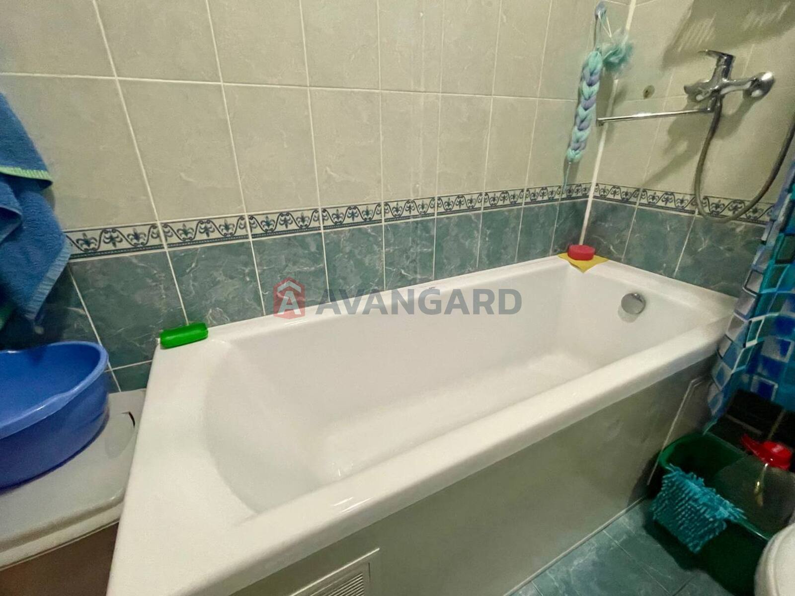 3 . , 56/-/7 . ., 3/3   19